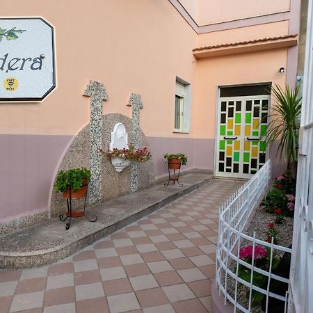 L' Edera Bed & Breakfast Corleone Exterior photo